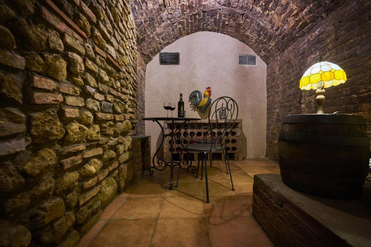 La Tavernetta Di Alessia Apartment Siena Exterior photo